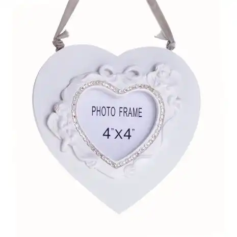 RAMKA DREWNIANA SERDUSZKO Z ANIOŁKAMI NA ZDJĘCIE