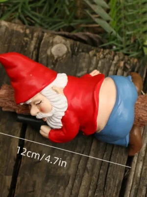 aa-2.webp Pijany Krasnal Figurka Ogrodowa