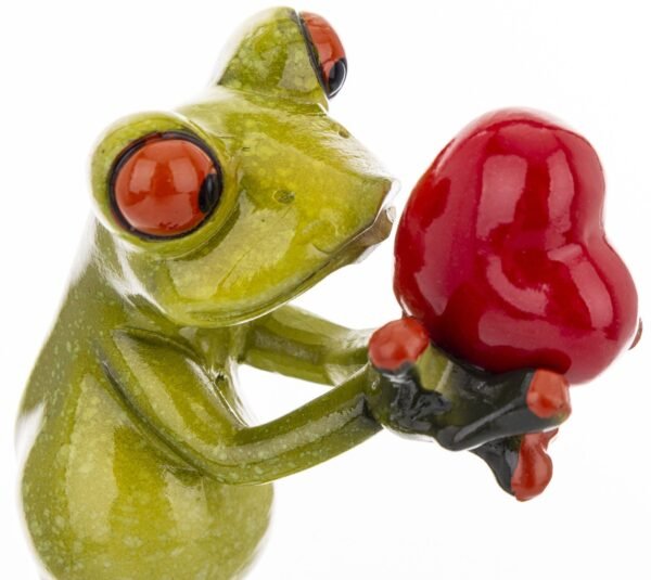 bb-1-7.jpg Figurka żabka z sercem