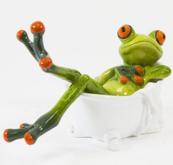 dd-4-1.jpg Figurka Żaba W Wannie