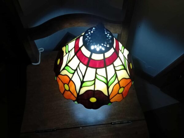 mala-lamp-3.jpg Lampa witrażowa w stylu Tiffany. Rabatka