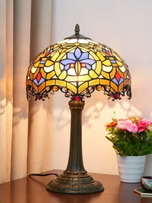 ss.webp Lampa witrażowa w stylu Tiffany