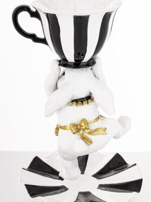 Figurka wielkanocna zająca z filiżanką  183135