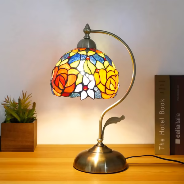 Lampa stołowa  w stylu Tiffany
