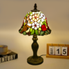 Lampa witrażowa w stylu Tiffany – kolorowy akcent, który odmieni Twoje wnętrze